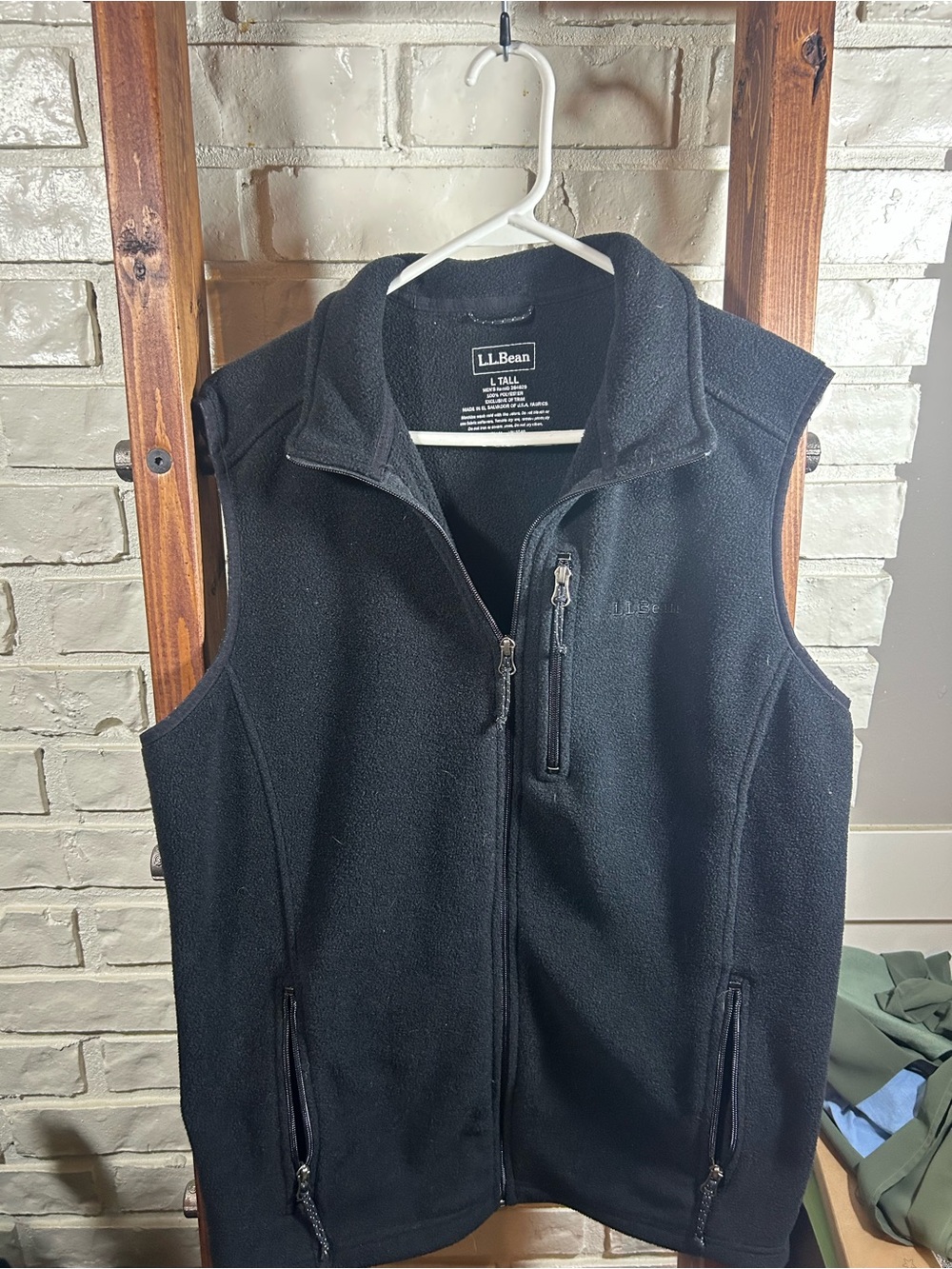 L.L. Bean Men's All Season Access Fleece Vest - Tall Large